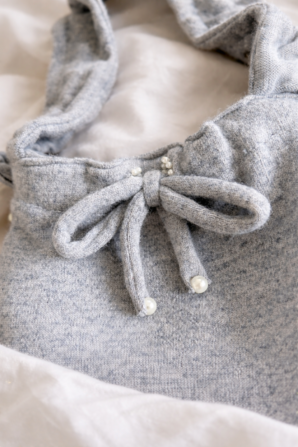 Sac cachemire et perles gris